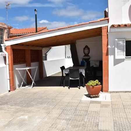 Holiday home Maison D'almoinha *